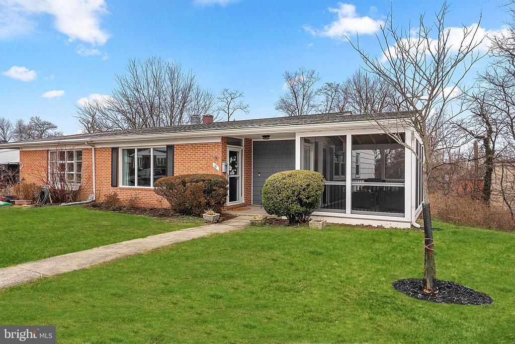 19 Arkla Court, Catonsville, MD 21228 Main Photo