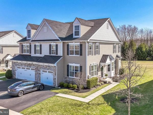 323 W BOULDER DRIVE, CHALFONT, PA 18914