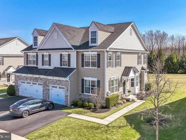 323 W BOULDER DRIVE, CHALFONT, PA 18914