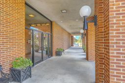 14 Lockwood Street photo 4