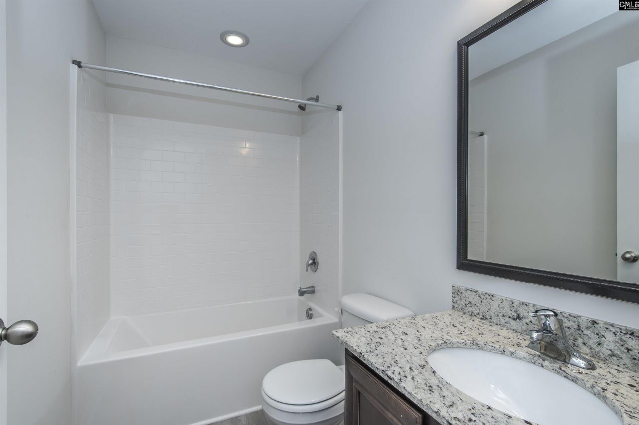 75 Apple Tree Court  Photo 23