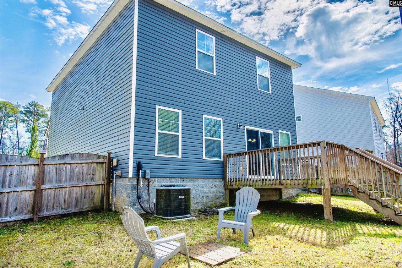 75 Apple Tree Court  Photo 27