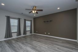 75 Apple Tree Court  photo 4