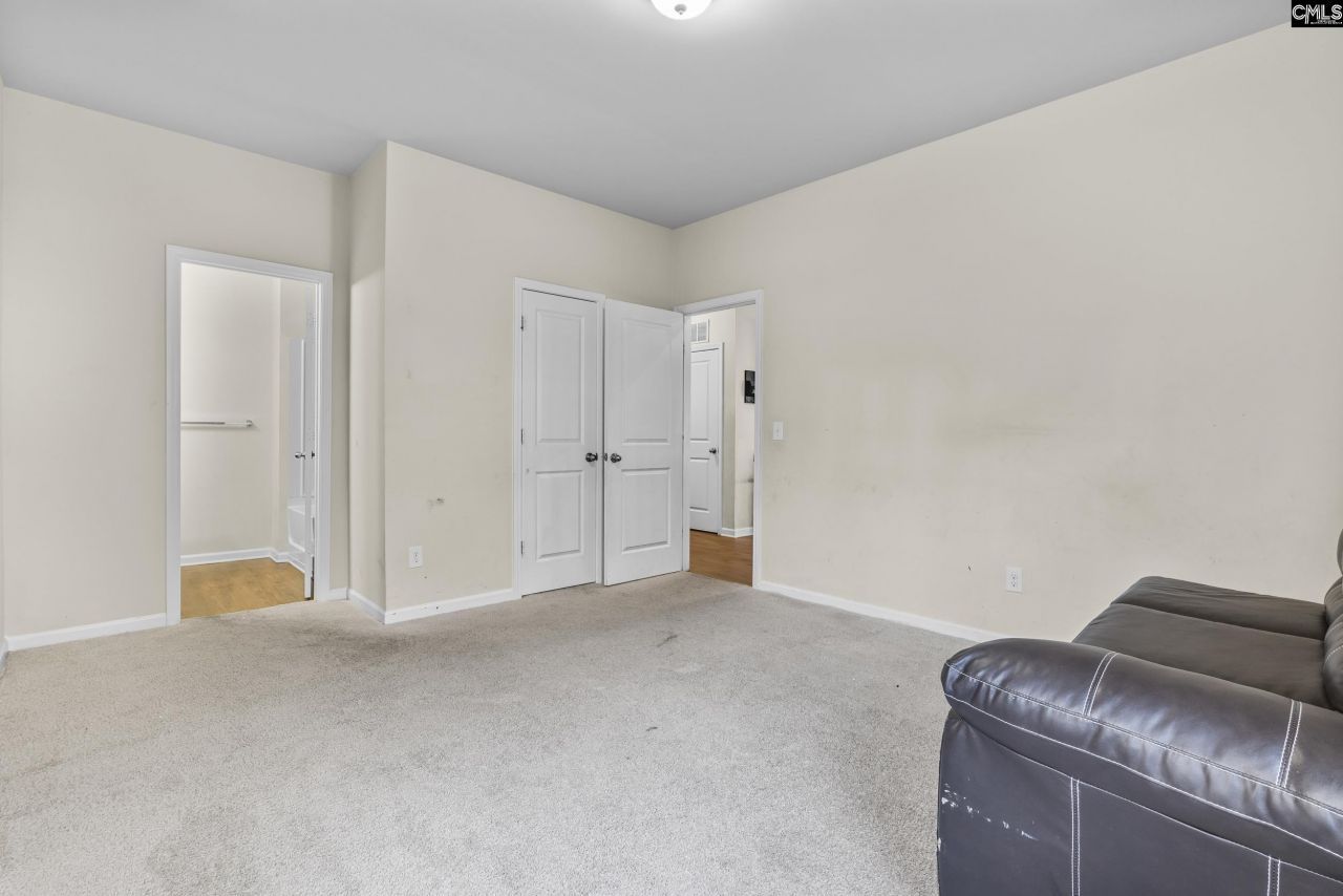 129 Esso Lane Photo 15