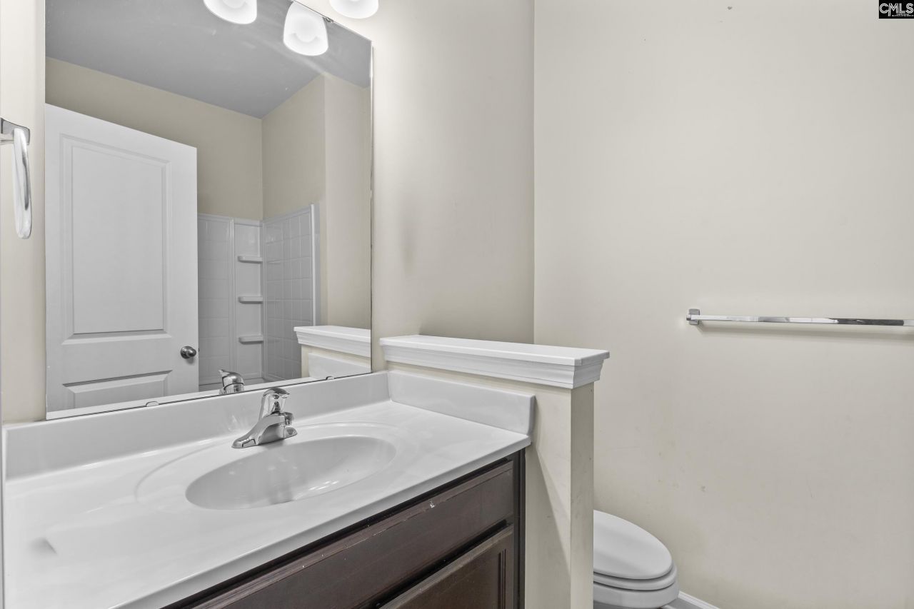 129 Esso Lane  Photo 16