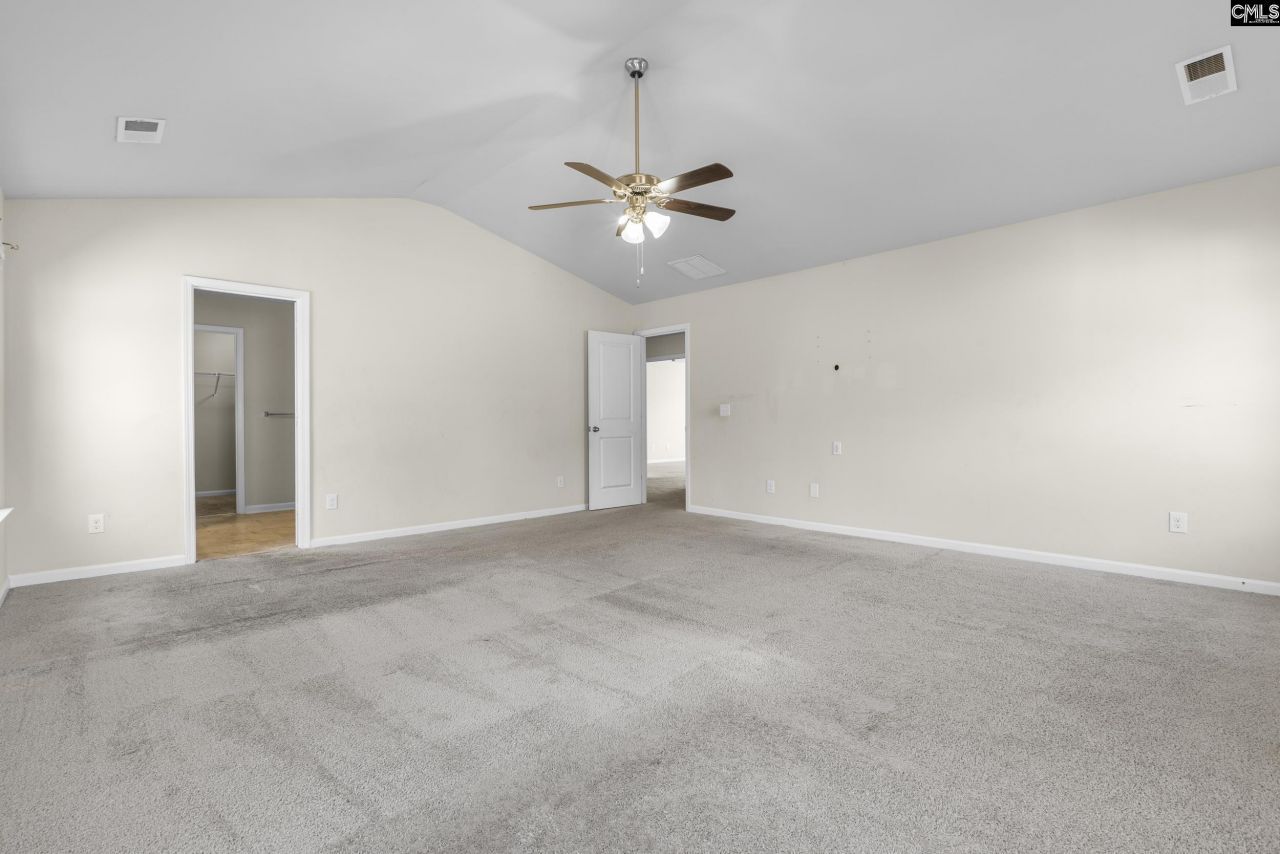 129 Esso Lane  Photo 22