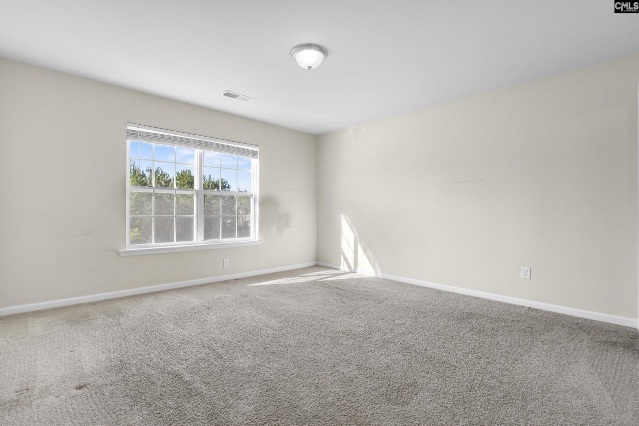 129 Esso Lane  Photo 30