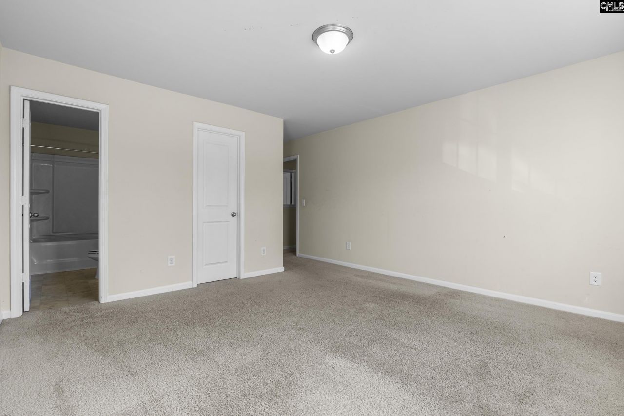 129 Esso Lane  Photo 31