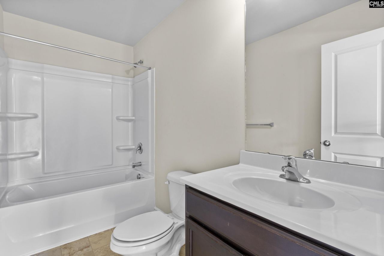 129 Esso Lane  Photo 32