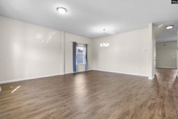 129 Esso Lane  photo 4