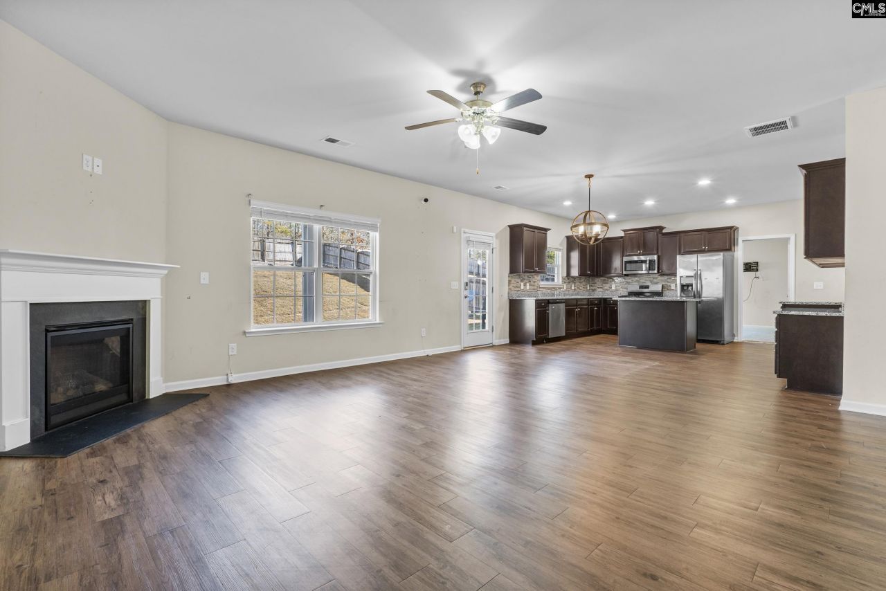 129 Esso Lane Photo 7