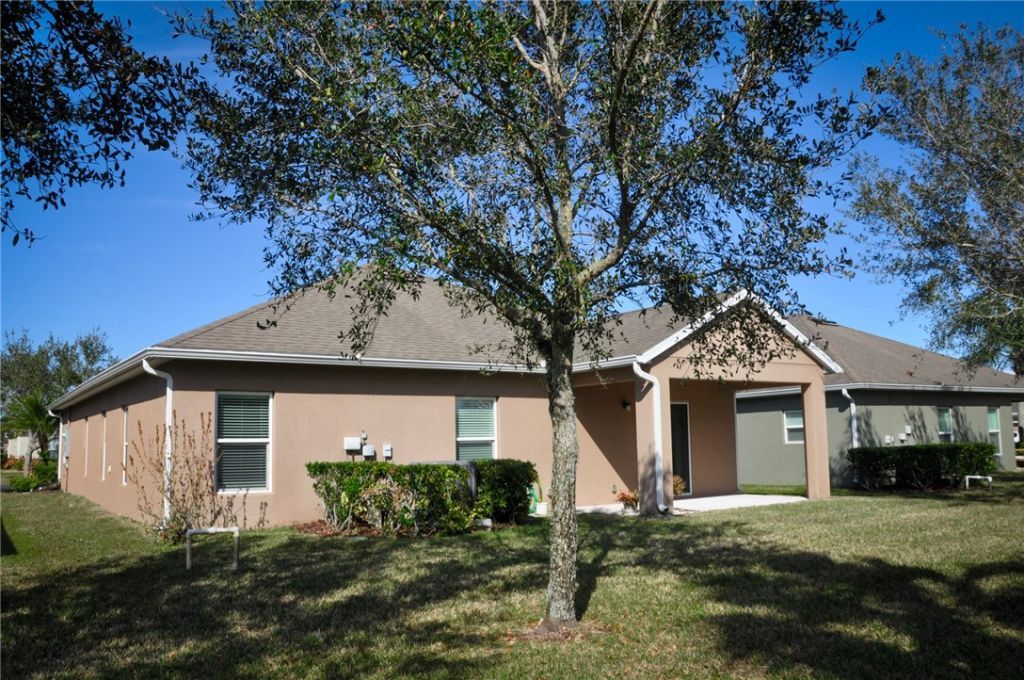 103 Amherst Lane , Sebastian, FL 32958 Photo