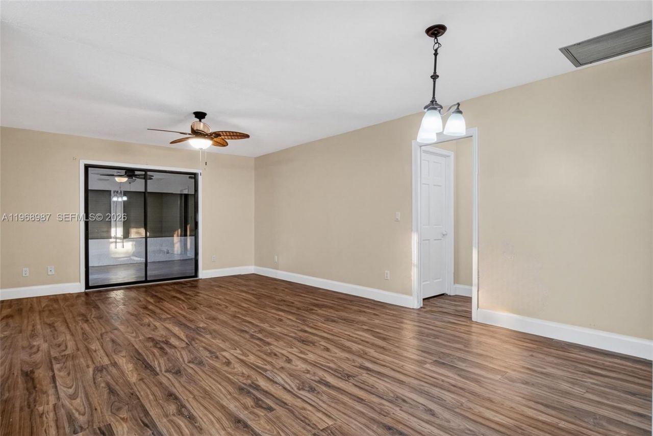 525 SE Brookside Ter , Port Saint Lucie, FL 34983 Photo