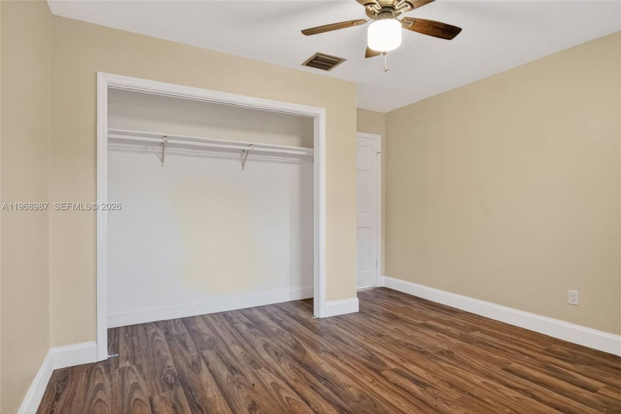 525 SE Brookside Ter , Port Saint Lucie, FL 34983 Photo