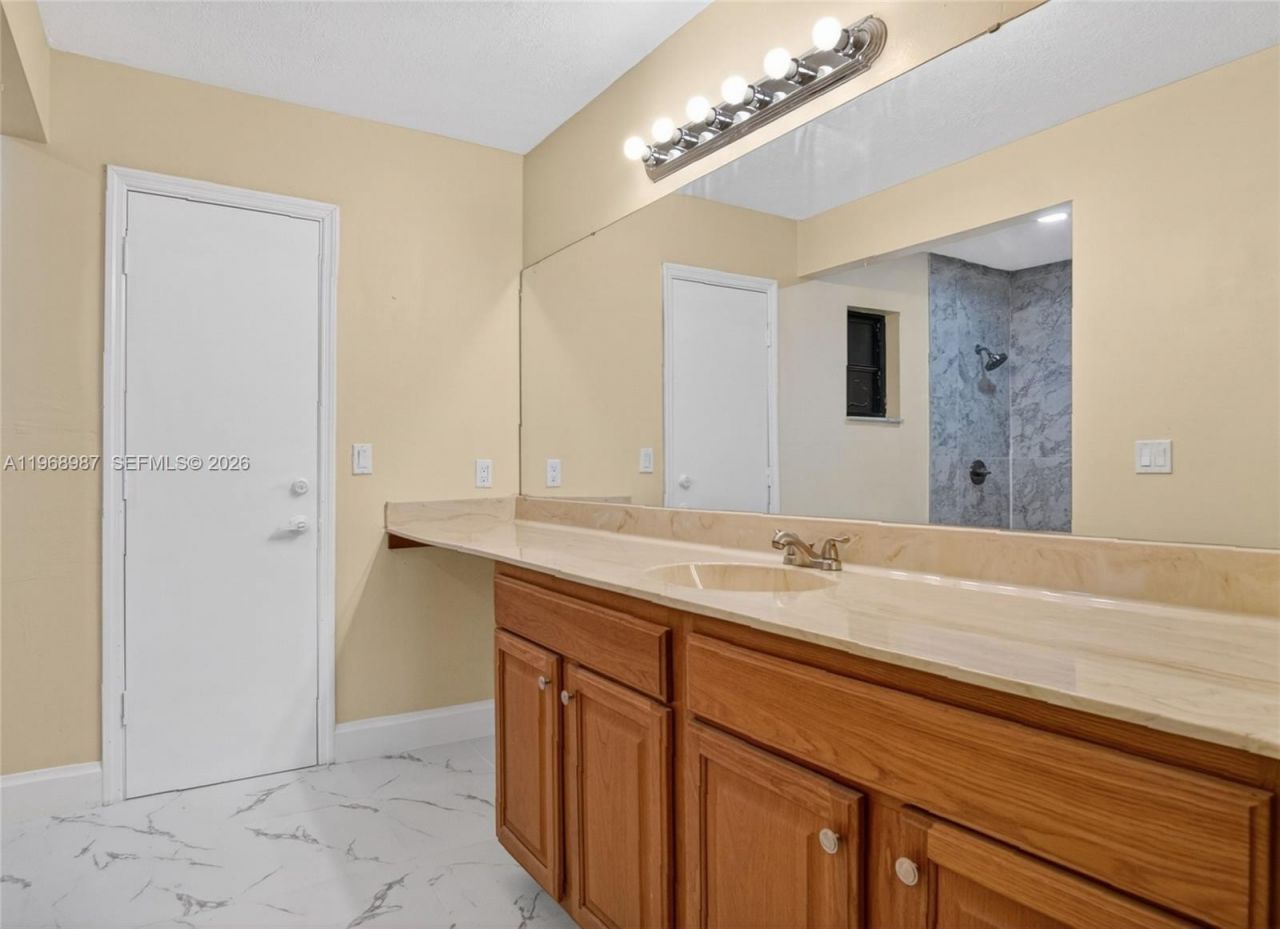 525 SE Brookside Ter , Port Saint Lucie, FL 34983 Photo