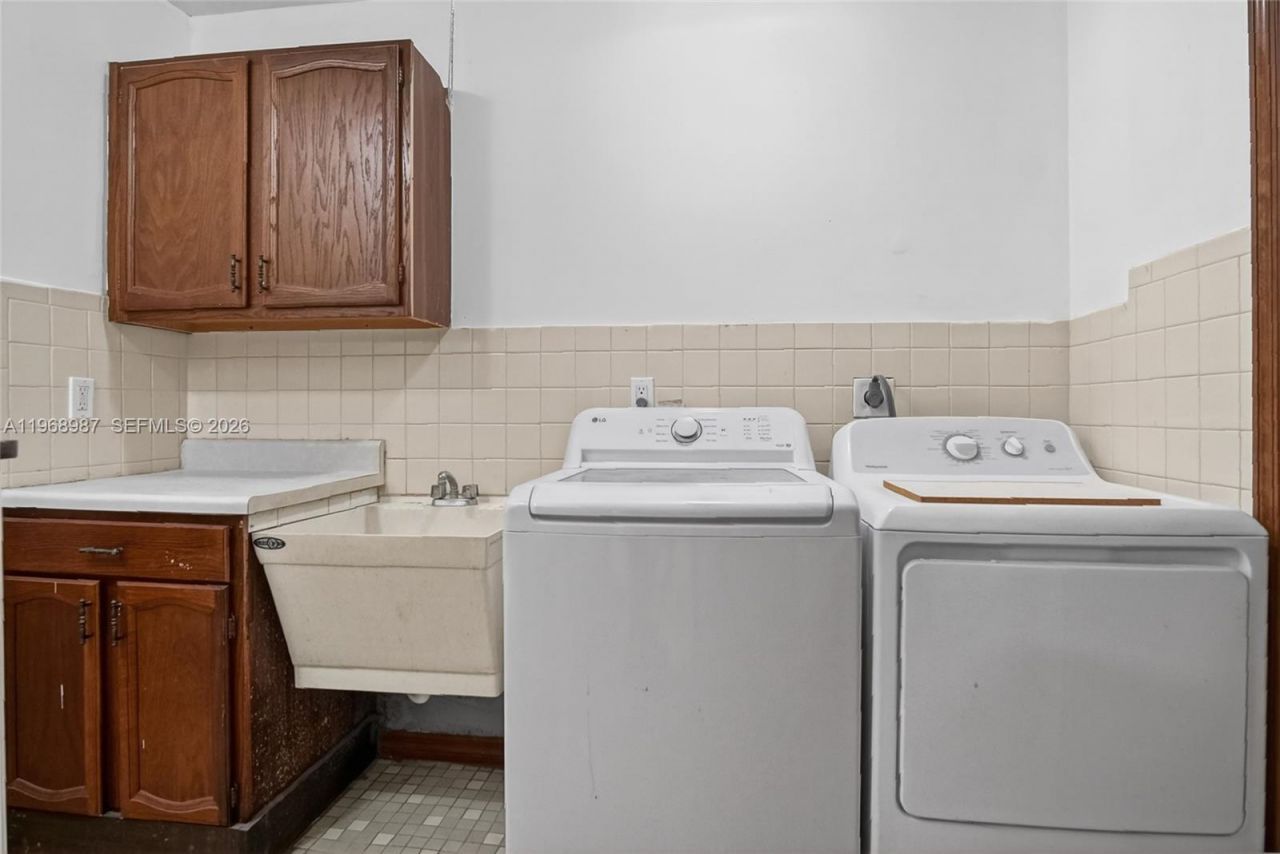 525 SE Brookside Ter , Port Saint Lucie, FL 34983 Photo