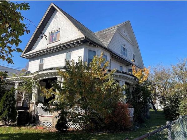 25 Radford Street, Yonkers, NY 10705