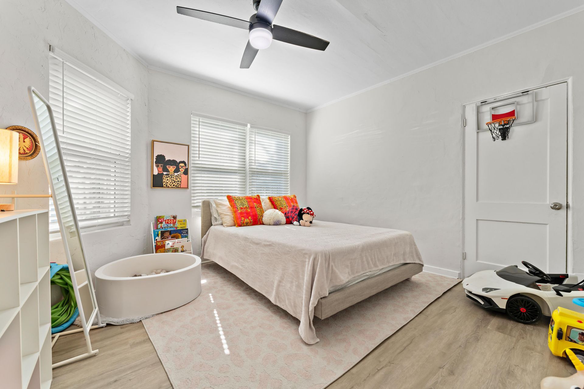 614 Avon Road, West Palm Beach, FL 33401 Photo