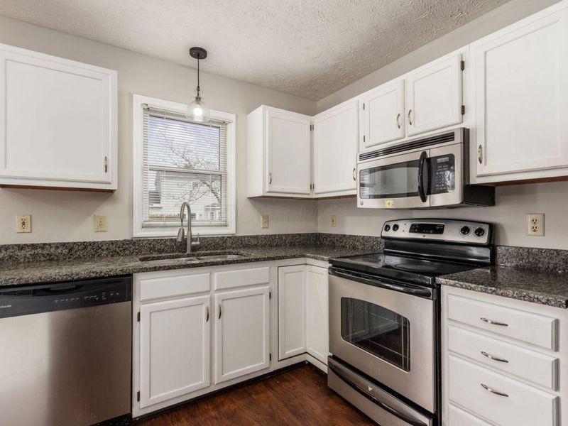 5884 Parkbridge Lane, Unit 19-3, Dublin, OH 43016 Photo 18