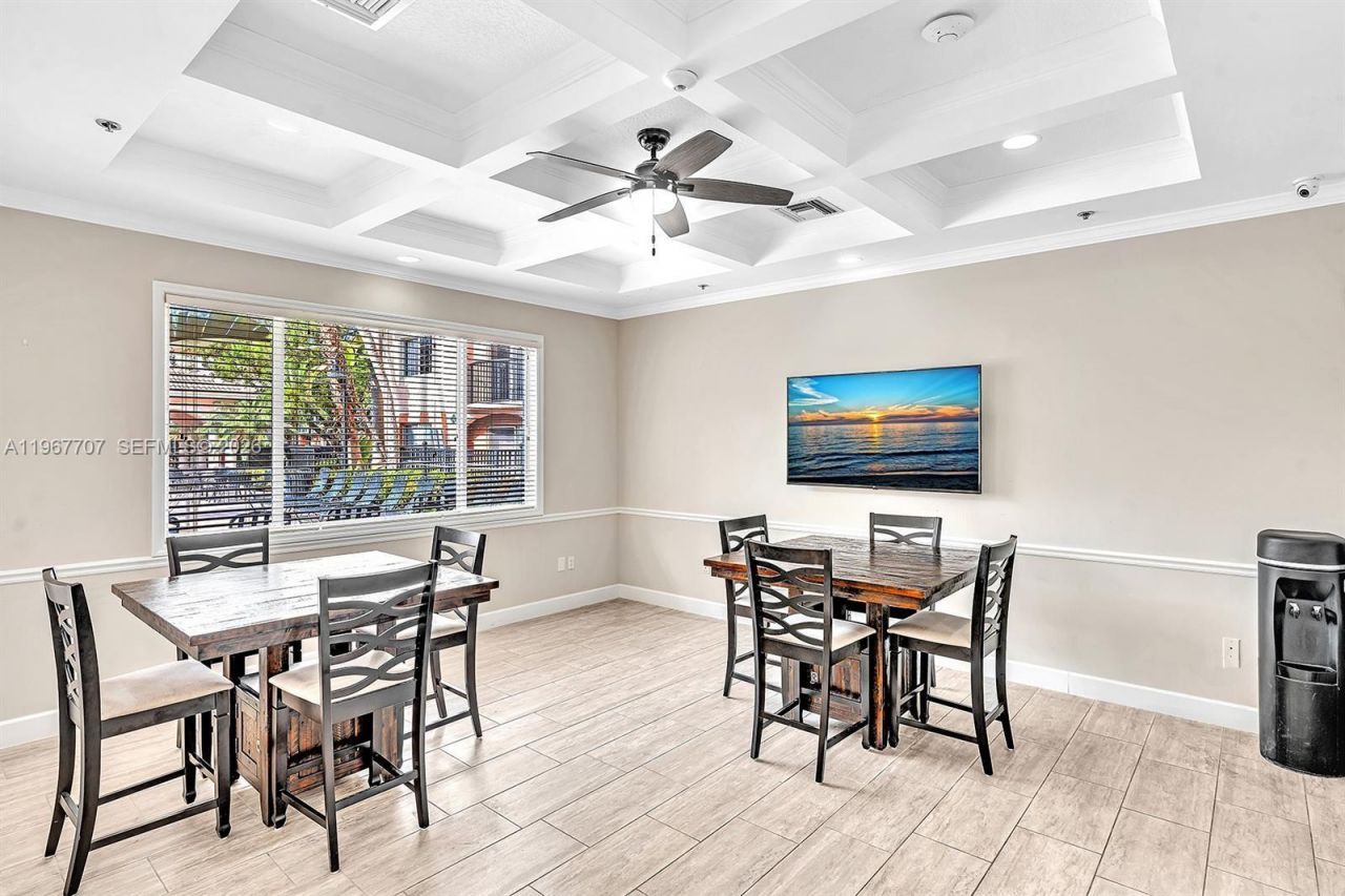 2009 SE 10th Ave , Unit 302, Fort Lauderdale, FL 33316 Photo