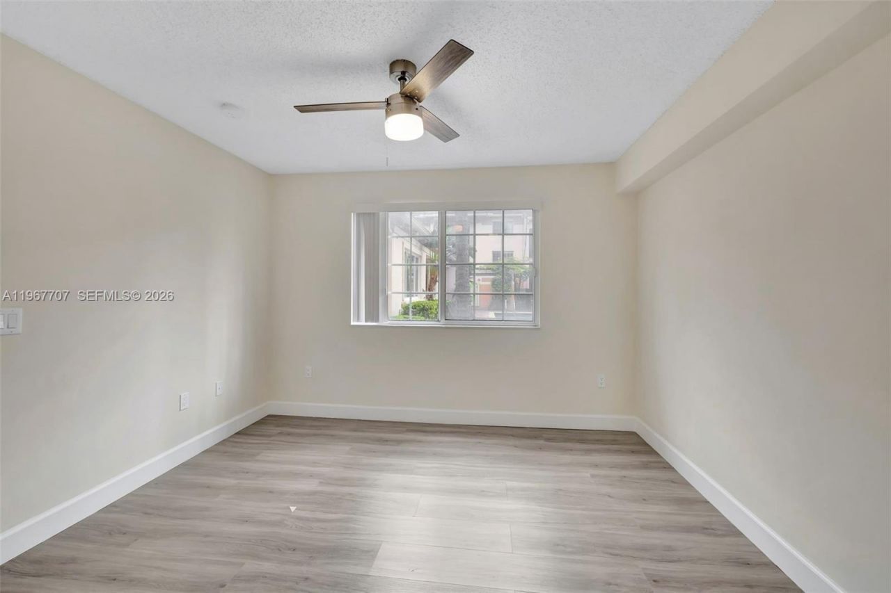 2009 SE 10th Ave , Unit 302, Fort Lauderdale, FL 33316 Photo