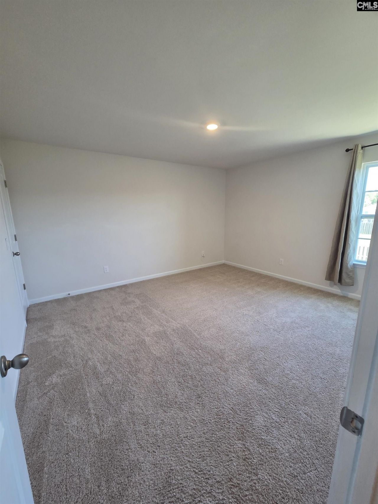 153 Rushton Drive  Photo 13