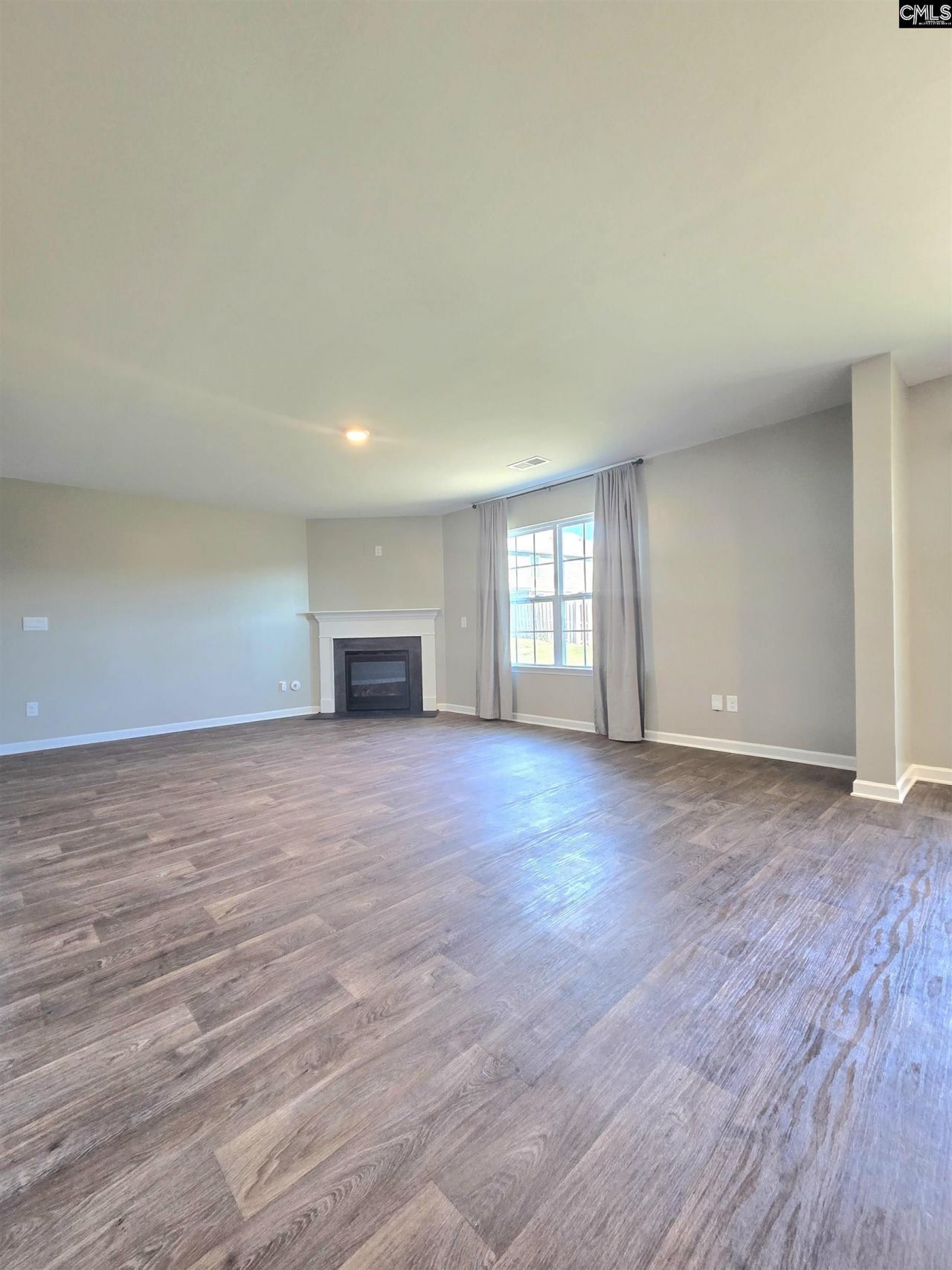 153 Rushton Drive  Photo 5