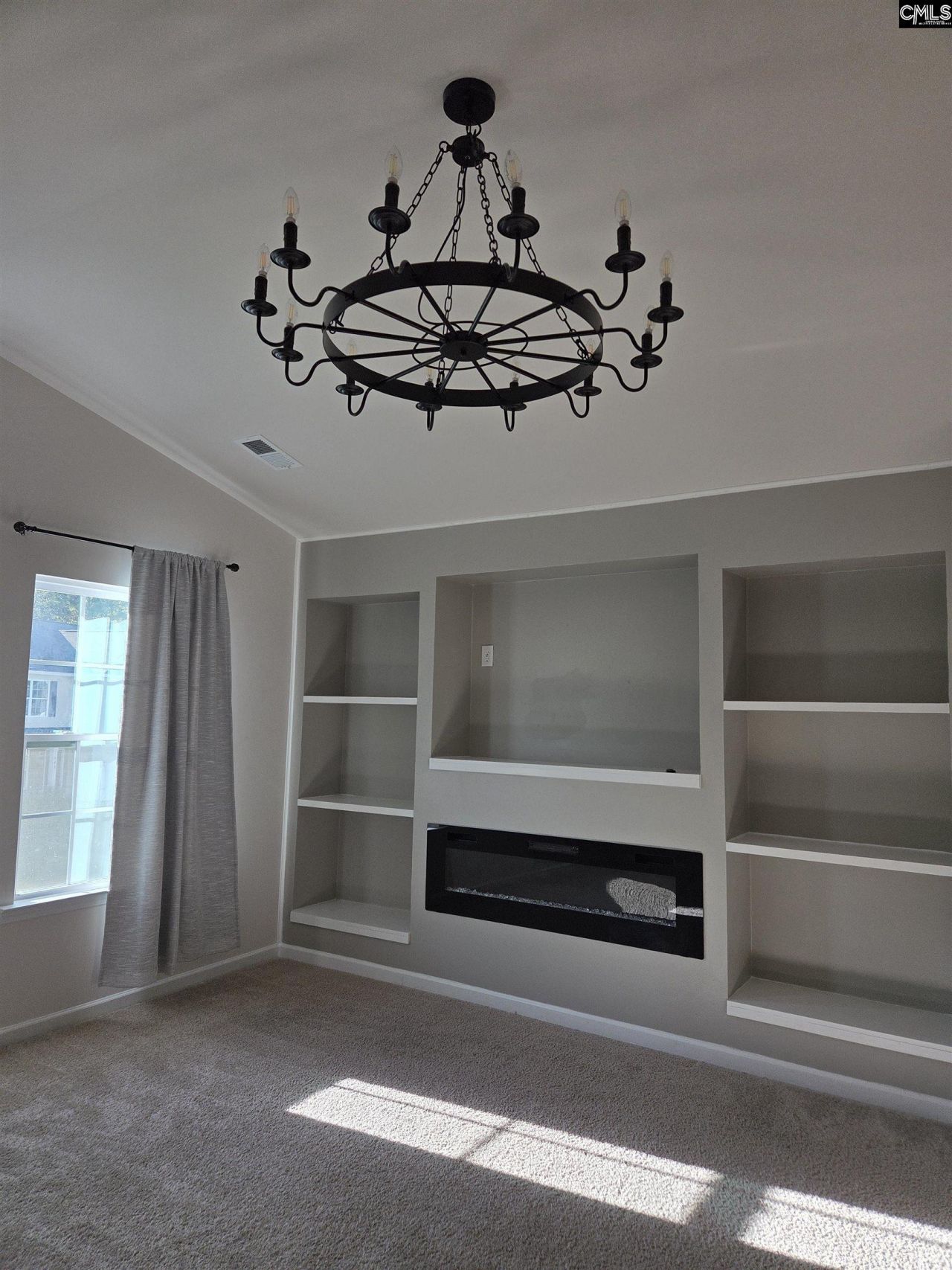 153 Rushton Drive  Photo 6