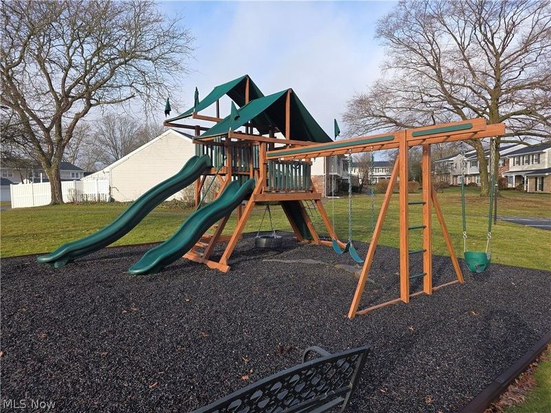 2046 Beechtree Drive, Unit 76, Uniontown, OH 44685 Photo 19