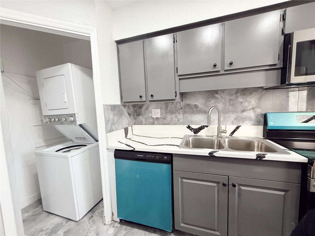 4507 9th Street W, Unit A1, Bradenton, FL 34207 Photo