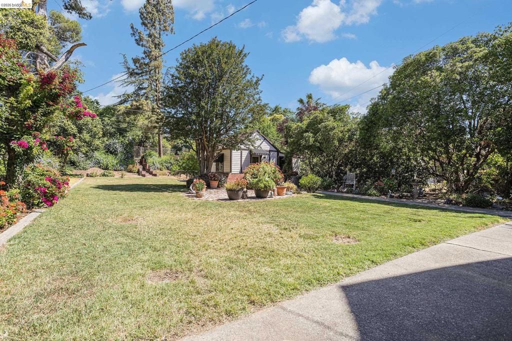 1545 1545 W Walnut Street, Stockton, CA 95203 Main Photo