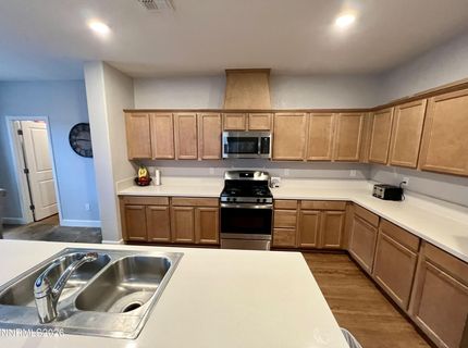 9355 Bay Drive, Reno, NV 89506 Photo