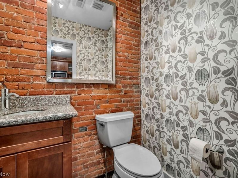 1148 Prospect Avenue E, Unit A, Cleveland, OH 44115 Photo 17