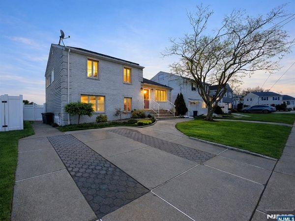 12 Truman Road, NORTH ARLINGTON, NJ 07031