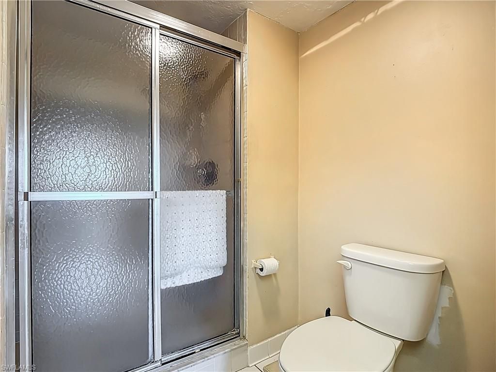 2067 W Lakeview Blvd , Unit 9, North Fort Myers, FL 33903 Photo
