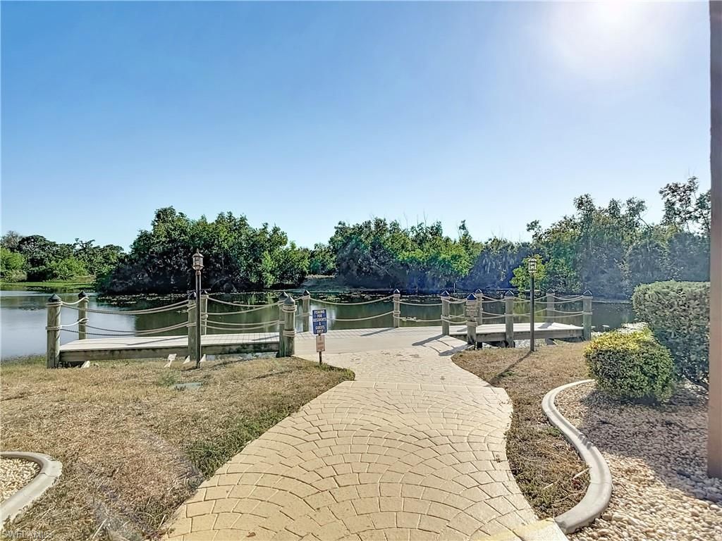 2067 W Lakeview Blvd , Unit 9, North Fort Myers, FL 33903 Photo