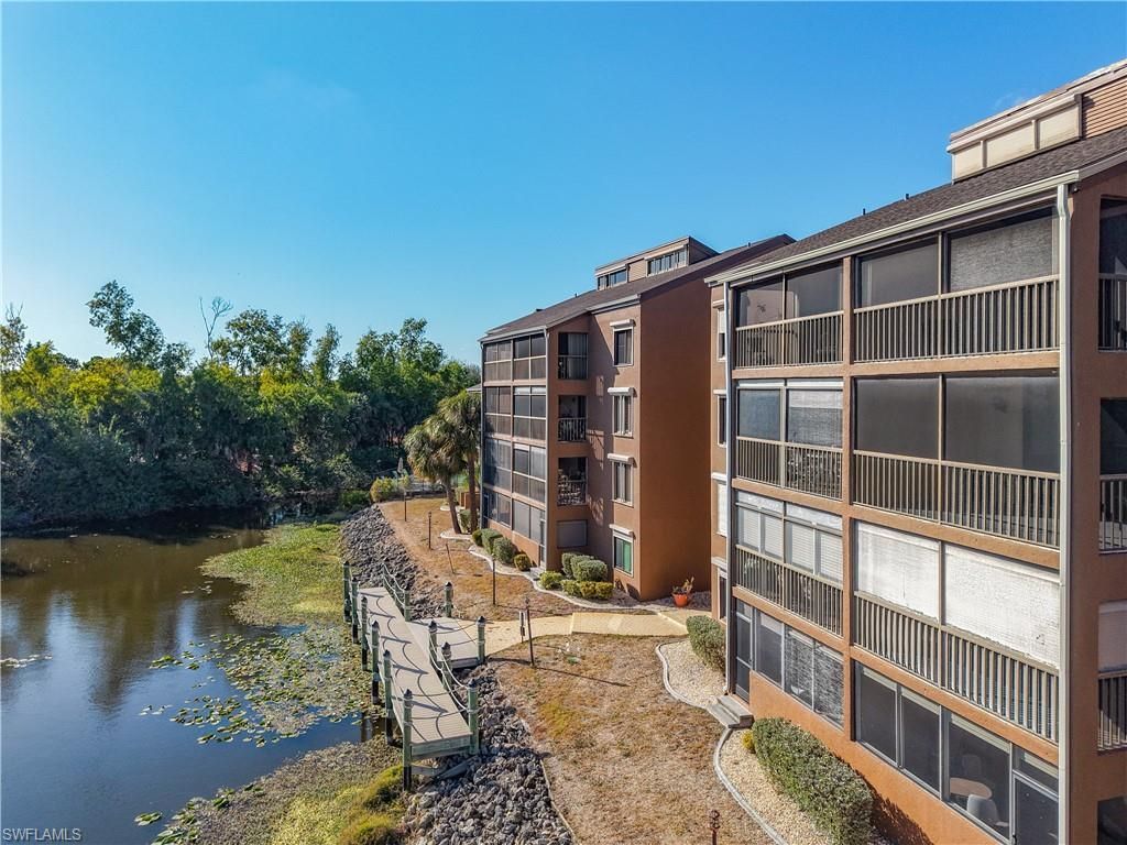 2067 W Lakeview Blvd , Unit 9, North Fort Myers, FL 33903 Photo