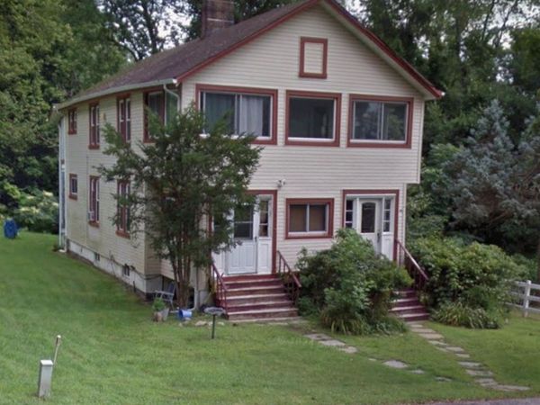 6 Stowe Road, Peekskill, NY 10566