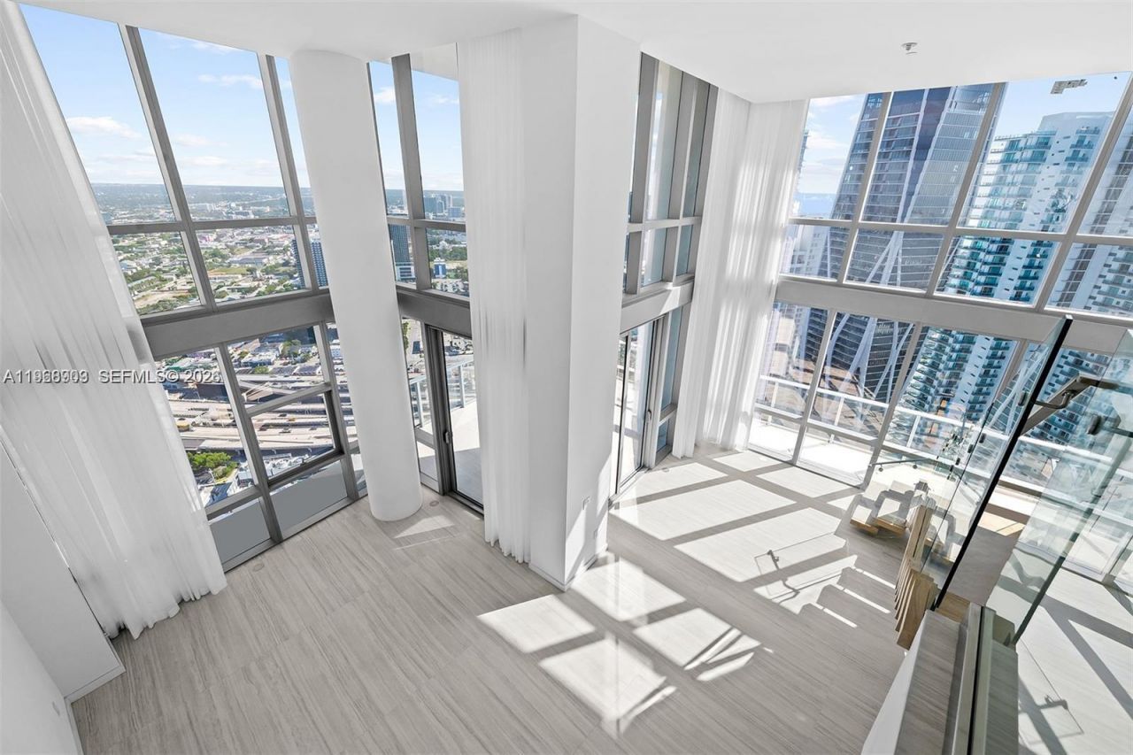 851 NE 1st Ave , Unit 5001, Miami, FL 33132 Photo