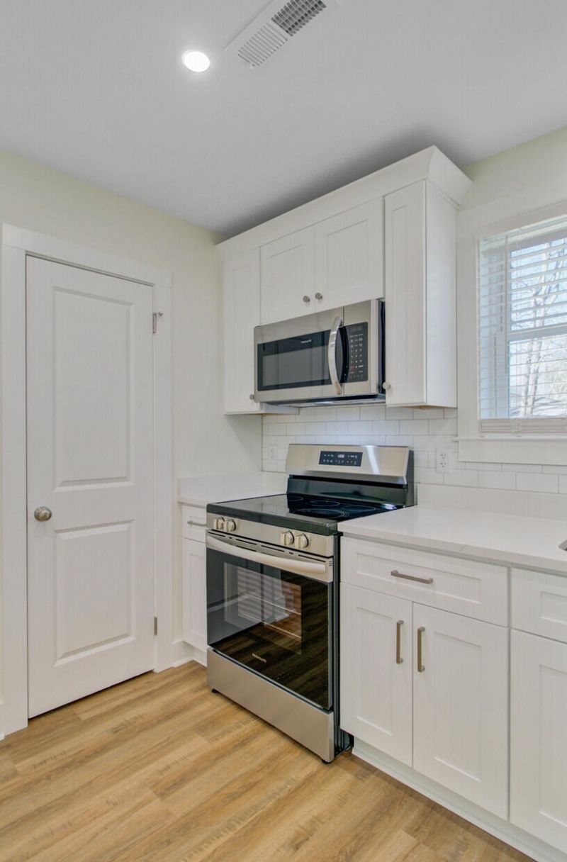 2006 Alton Street Photo 11