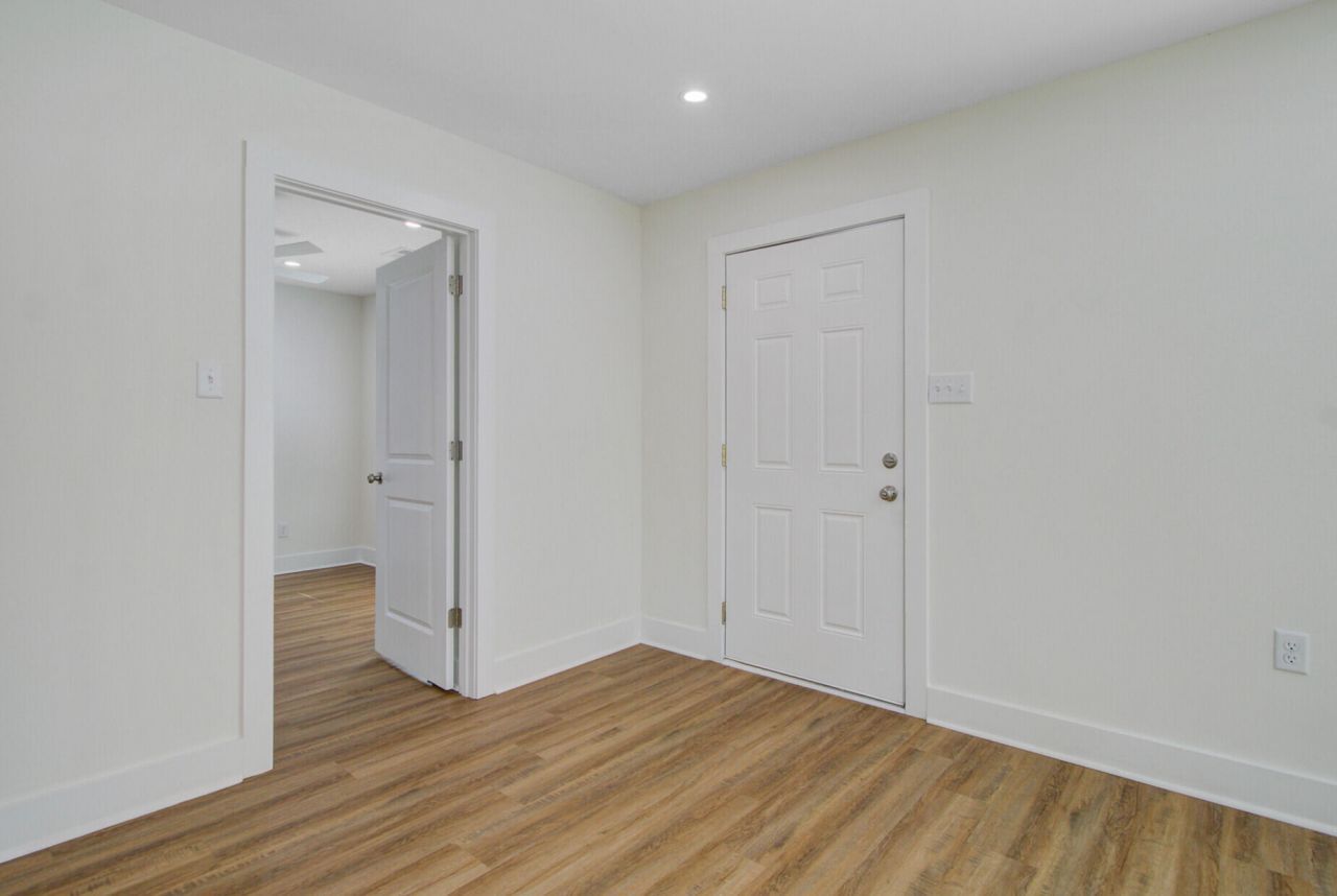 2006 Alton Street Photo 12