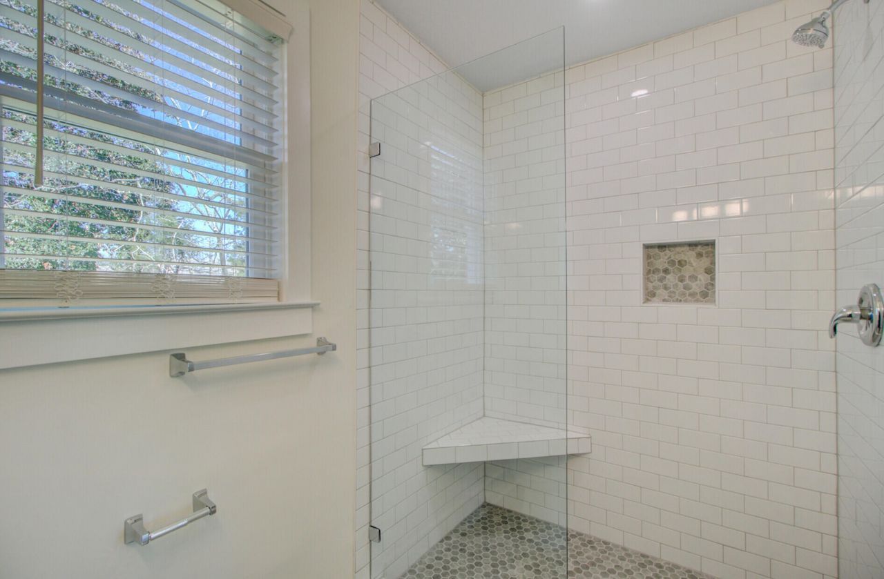 2006 Alton Street Photo 21