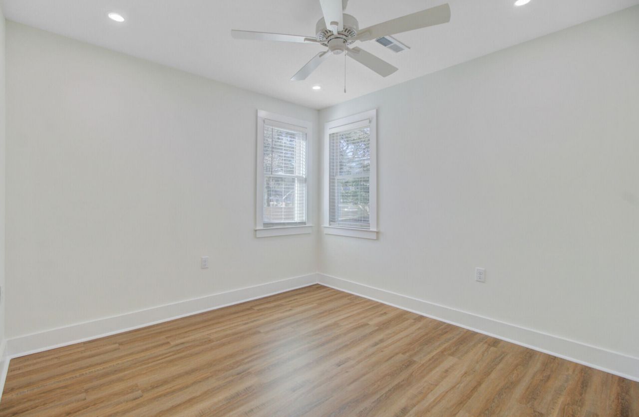 2006 Alton Street Photo 22