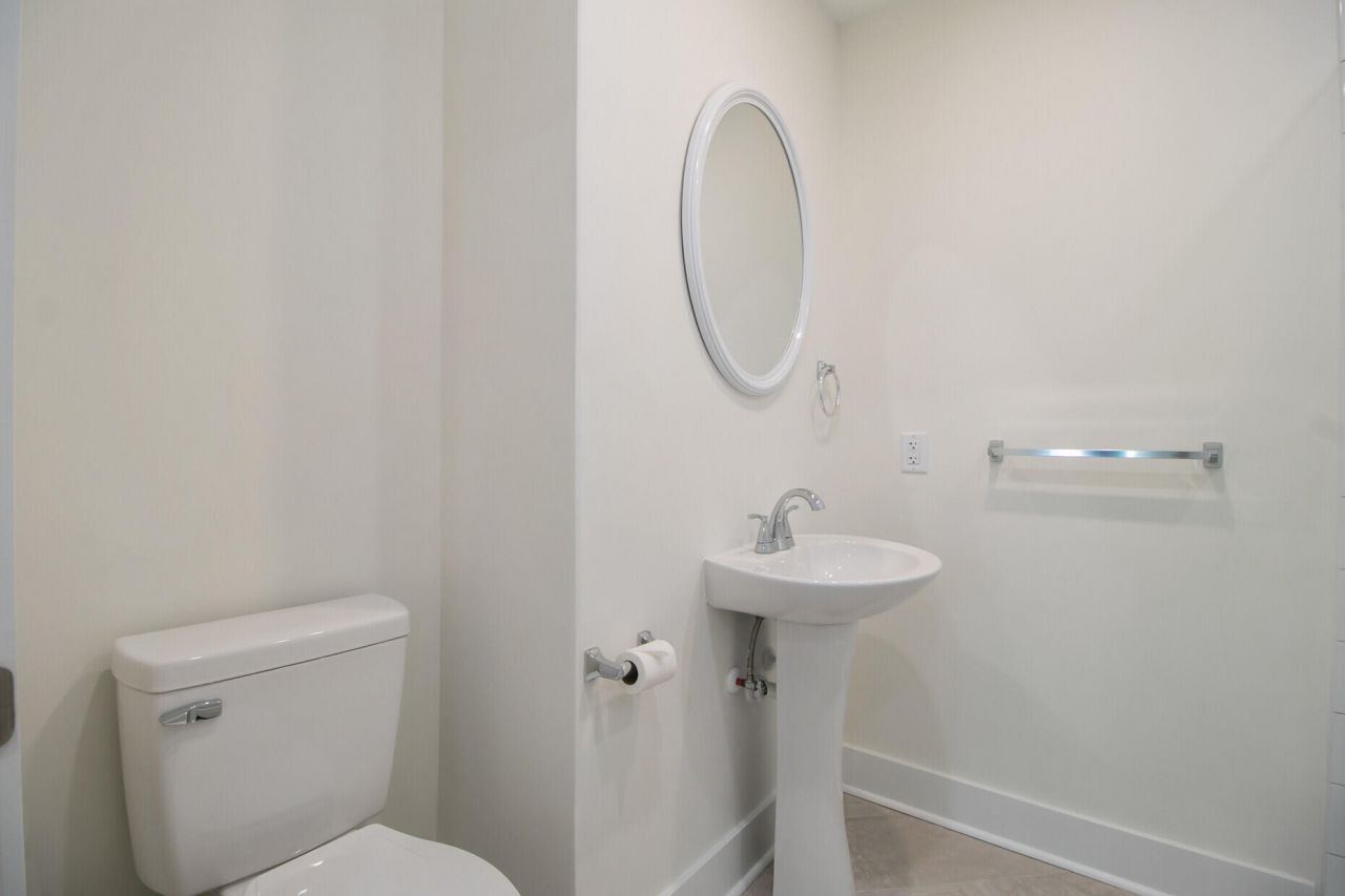 2006 Alton Street Photo 26