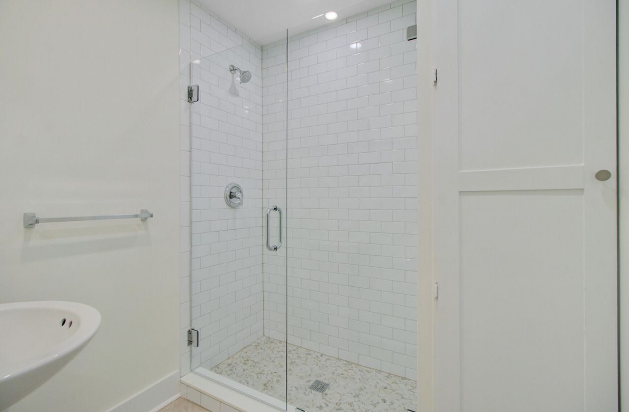 2006 Alton Street Photo 27