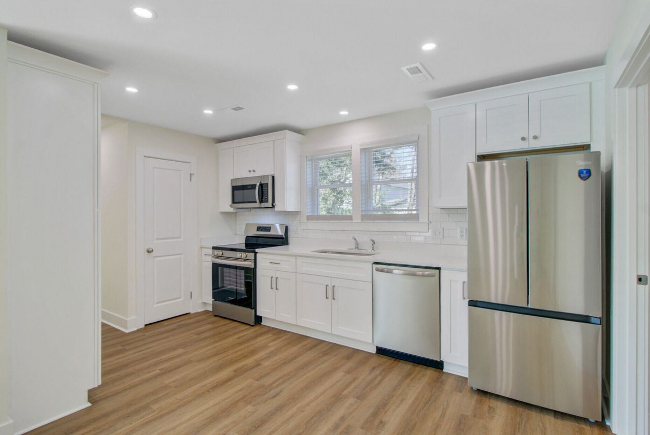 2006 Alton Street Photo 6