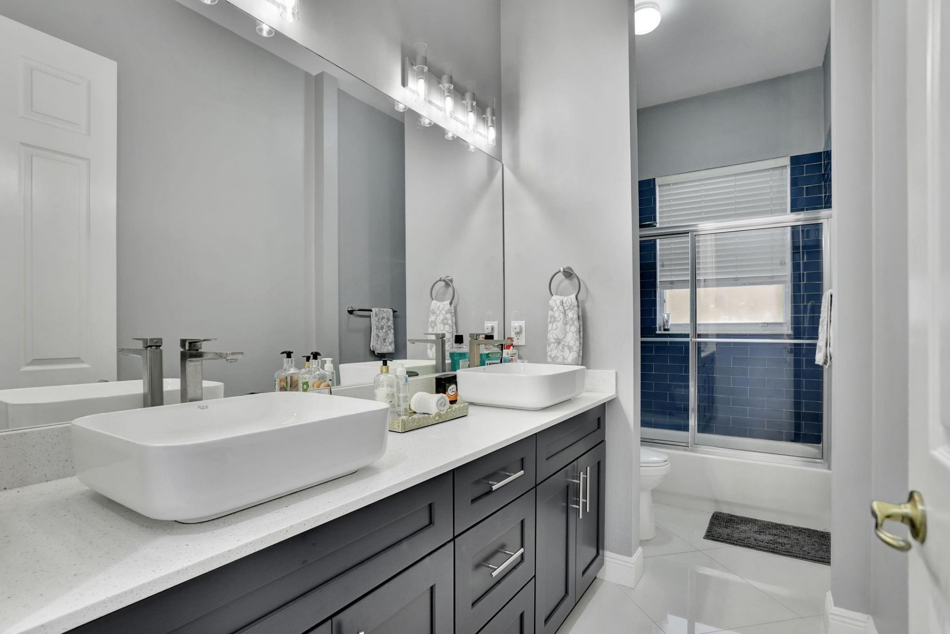 6355 NW 107th Terrace, Parkland, FL 33076 Photo