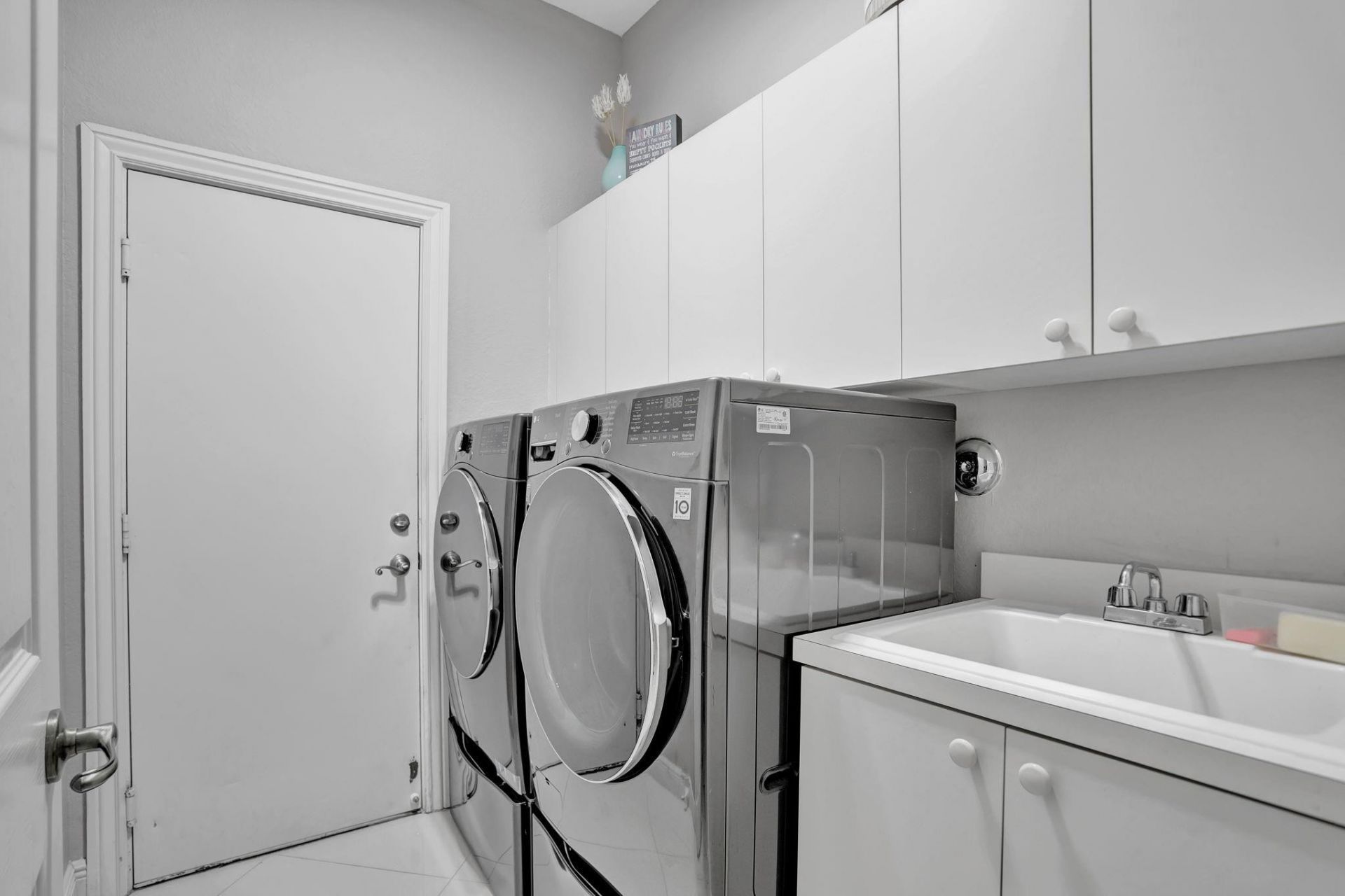 6355 NW 107th Terrace, Parkland, FL 33076 Photo