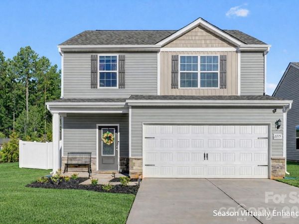 2215 Transatlantic Avenue, Charlotte, NC 28215