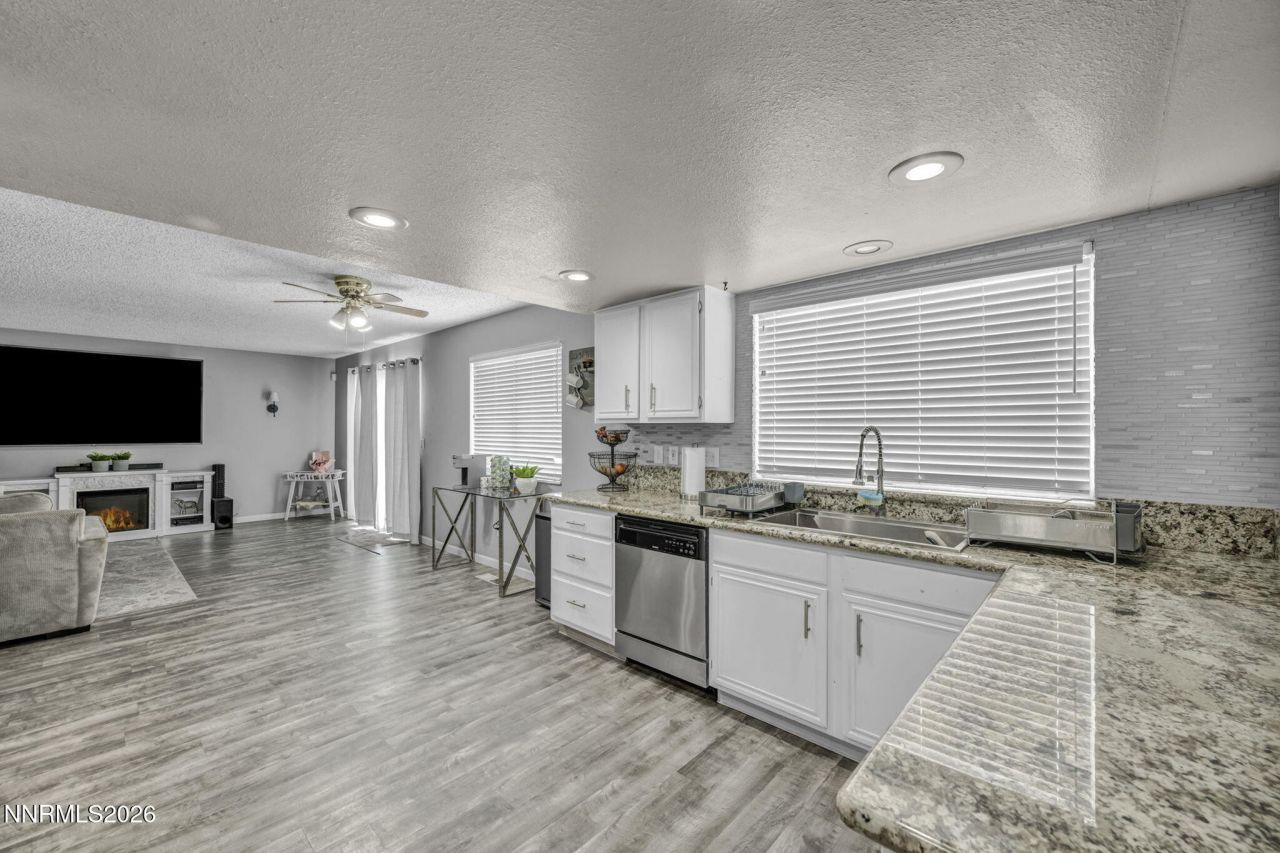 8655 Silver Shores Drive, Reno, NV 89506 Photo